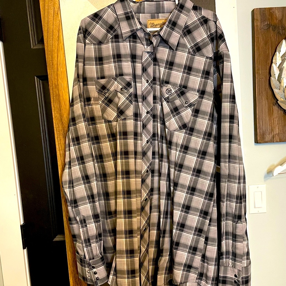 Wrangler Retro Plaid Long Sleeve Western Shirt